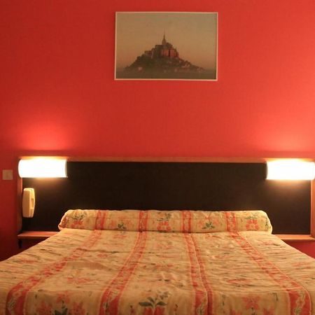 פונטורסון Logis Hotel Et Restaurant La Tour Brette מראה חיצוני תמונה