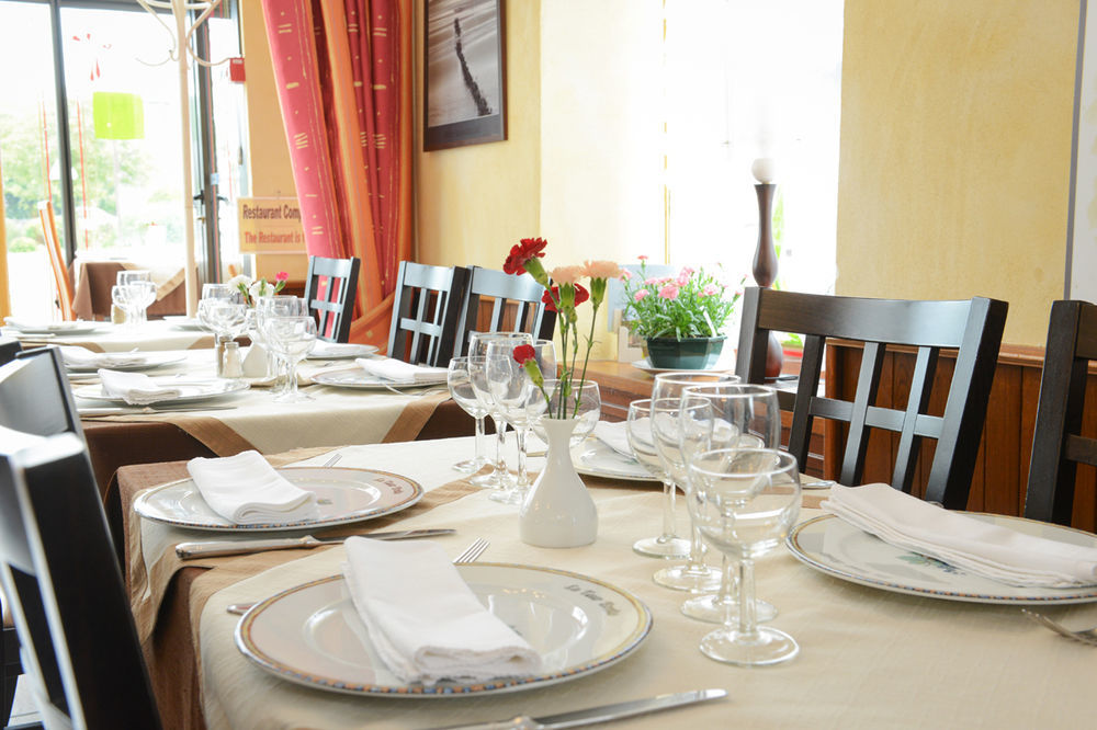 פונטורסון Logis Hotel Et Restaurant La Tour Brette מראה חיצוני תמונה