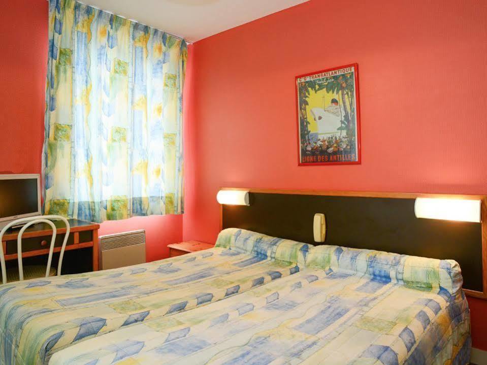 פונטורסון Logis Hotel Et Restaurant La Tour Brette מראה חיצוני תמונה